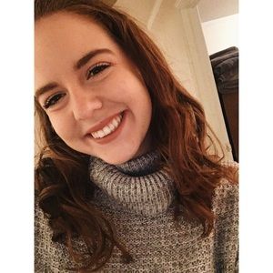 Meet your Posher, Olivia